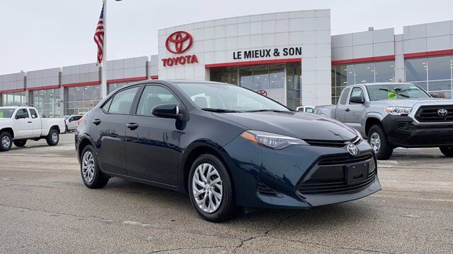 Used 17 Toyota Corolla Le In Green Bay Wi