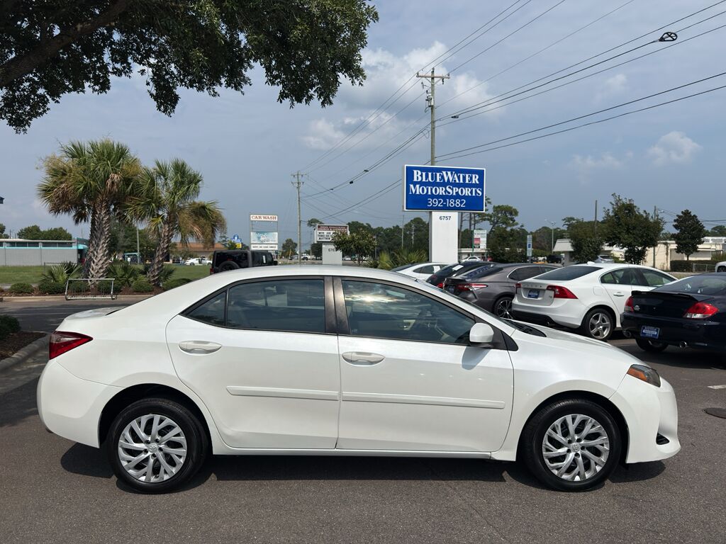 2017 Toyota Corolla LE