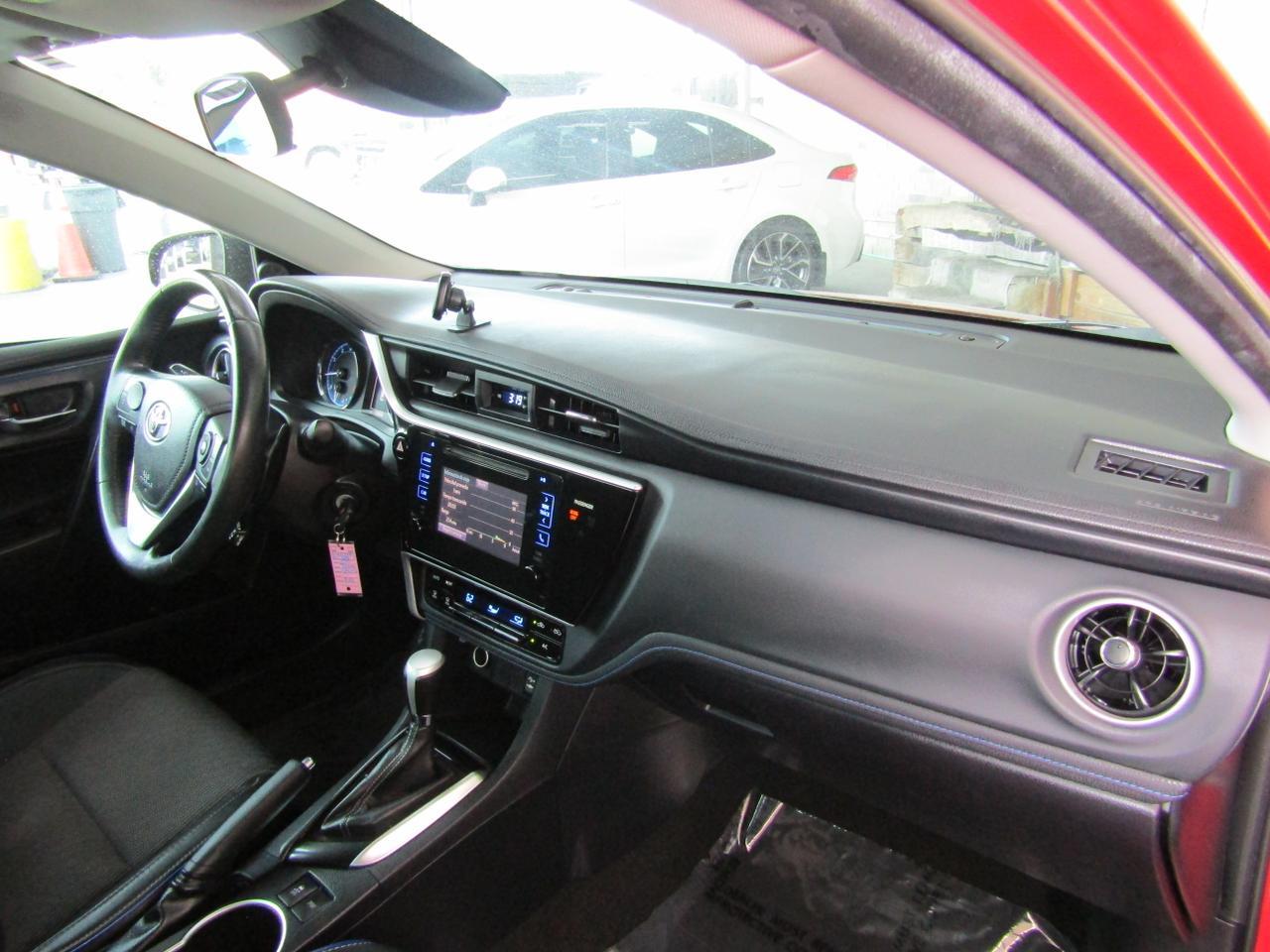 2017 Toyota Corolla SE CVT (Natl) Grand Prairie TX