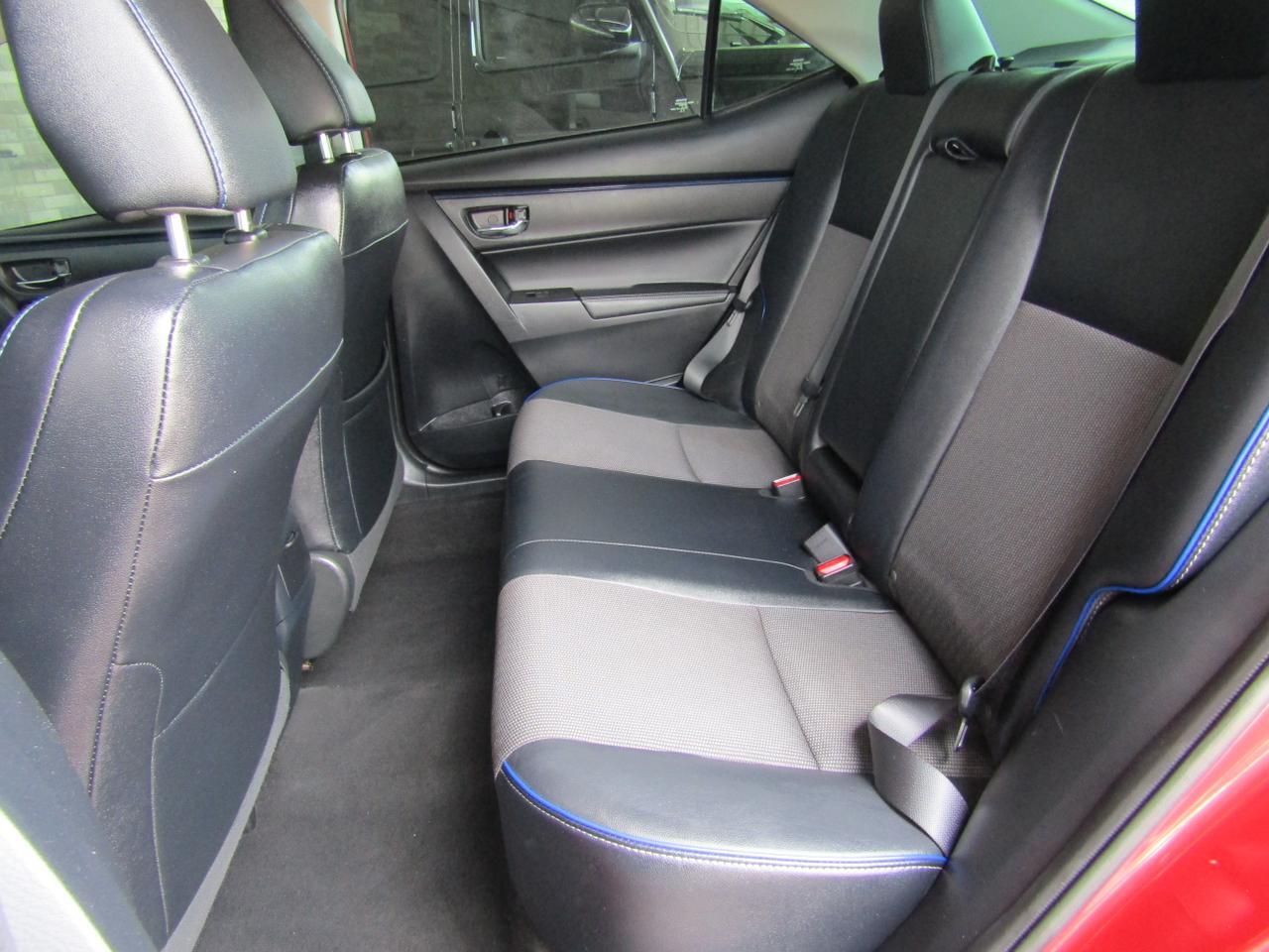 2017 Toyota Corolla SE CVT (Natl) Grand Prairie TX