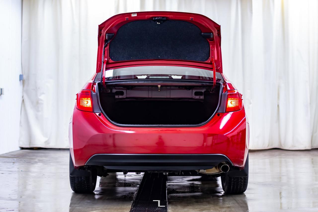 2017 Toyota Corolla SE Leather Roof BCam Red Deer AB