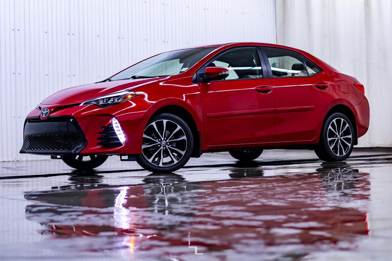 2017 Toyota Corolla SE Leather Roof BCam Red Deer AB