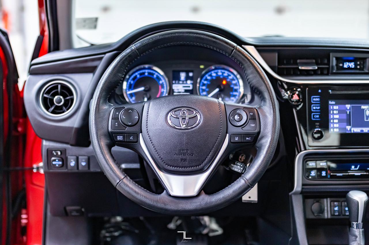 2017 Toyota Corolla SE Leather Roof BCam Red Deer AB