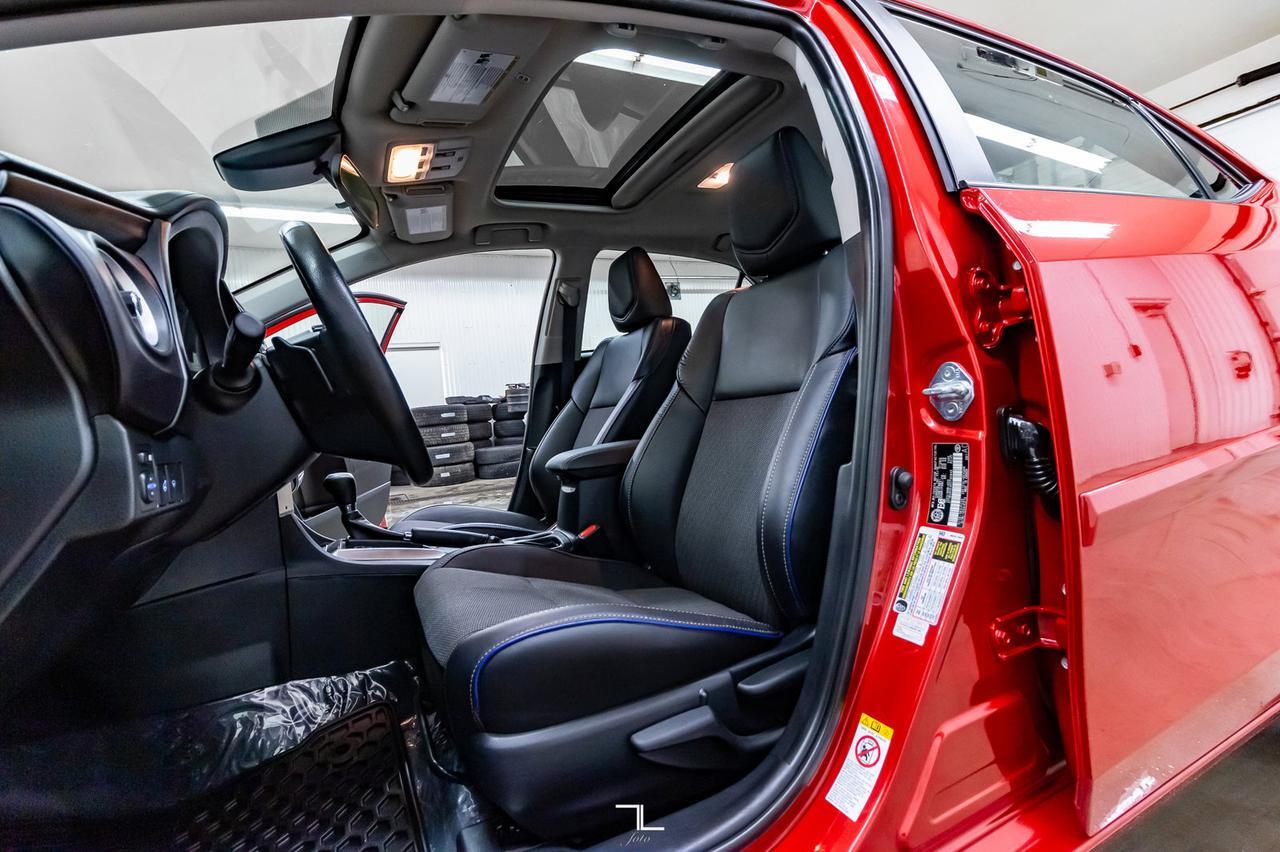 2017 Toyota Corolla SE Leather Roof BCam Red Deer AB