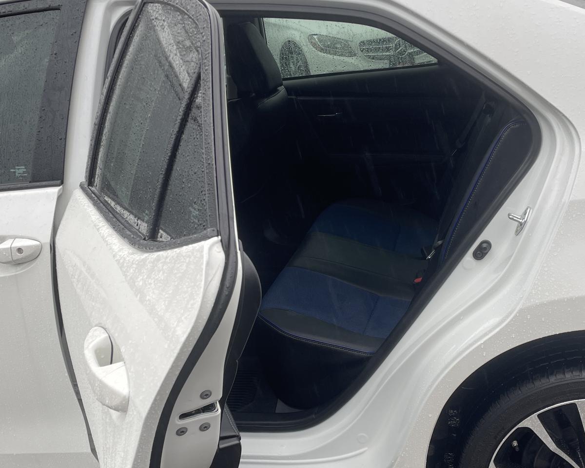 2017 Toyota Corolla SE Sedan 4D Port Orchard WA