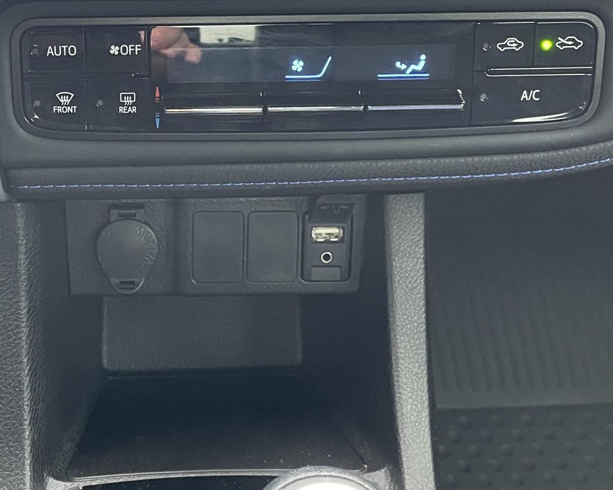 2017 Toyota Corolla SE Sedan 4D Port Orchard WA