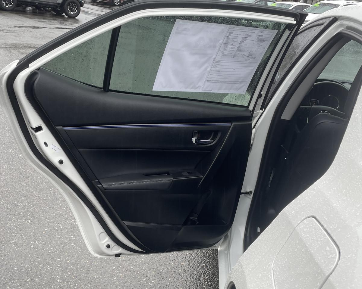 2017 Toyota Corolla SE Sedan 4D Port Orchard WA