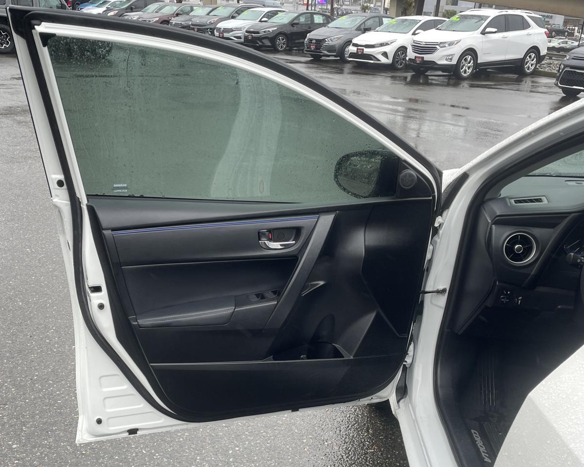 2017 Toyota Corolla SE Sedan 4D Port Orchard WA