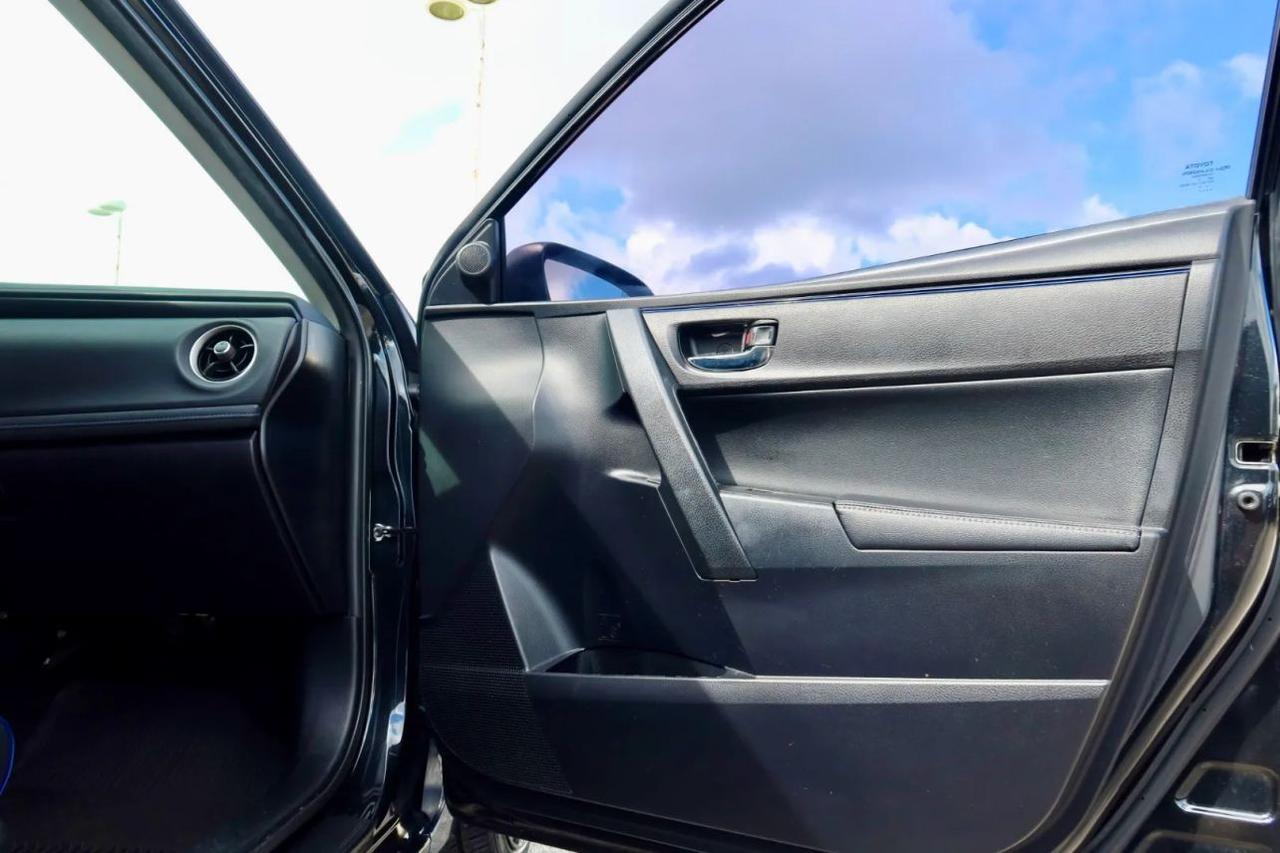 2017 Toyota Corolla SE Sedan 4D Maitland FL