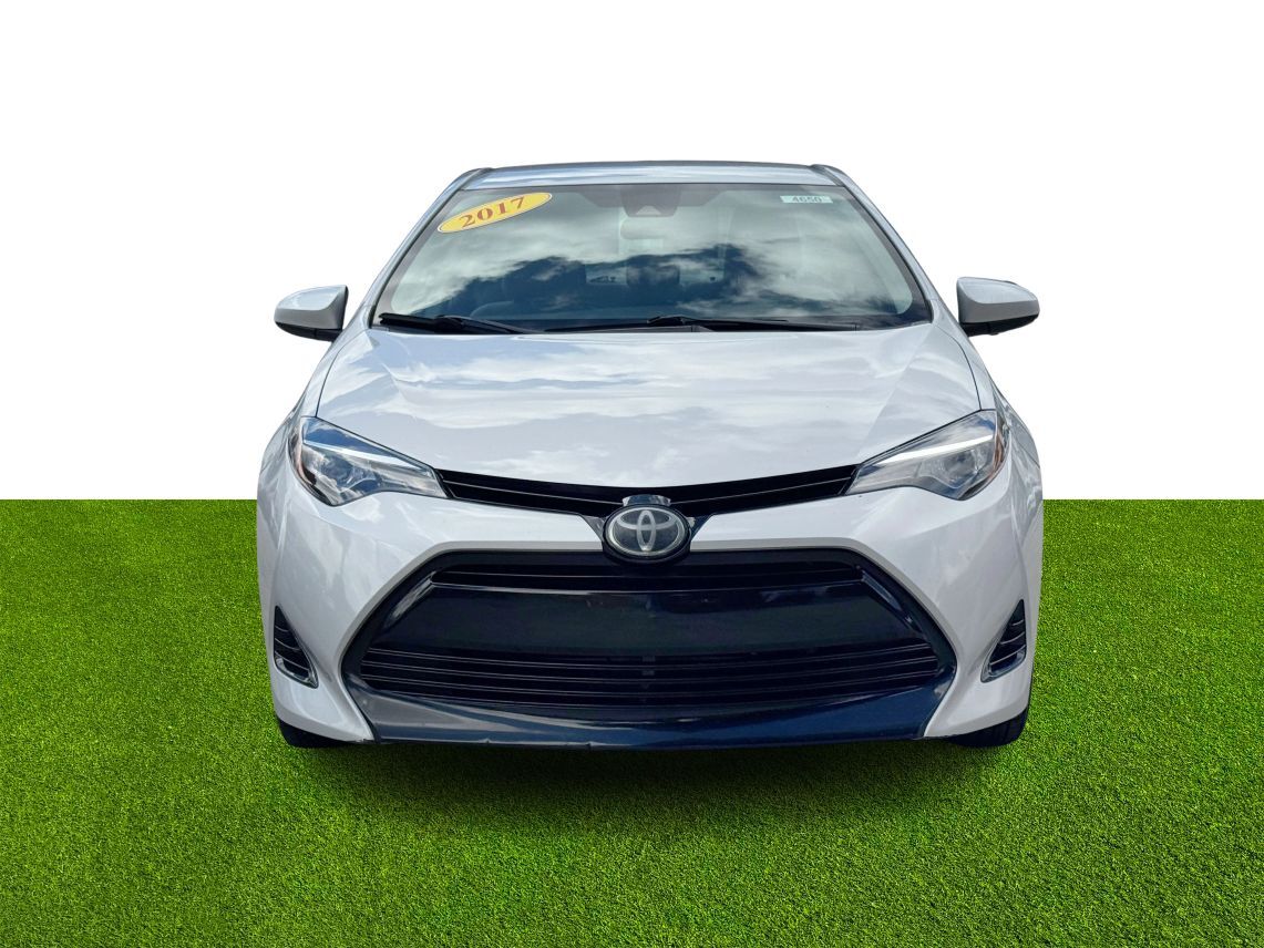2017 Toyota Corolla SE Sedan 4D