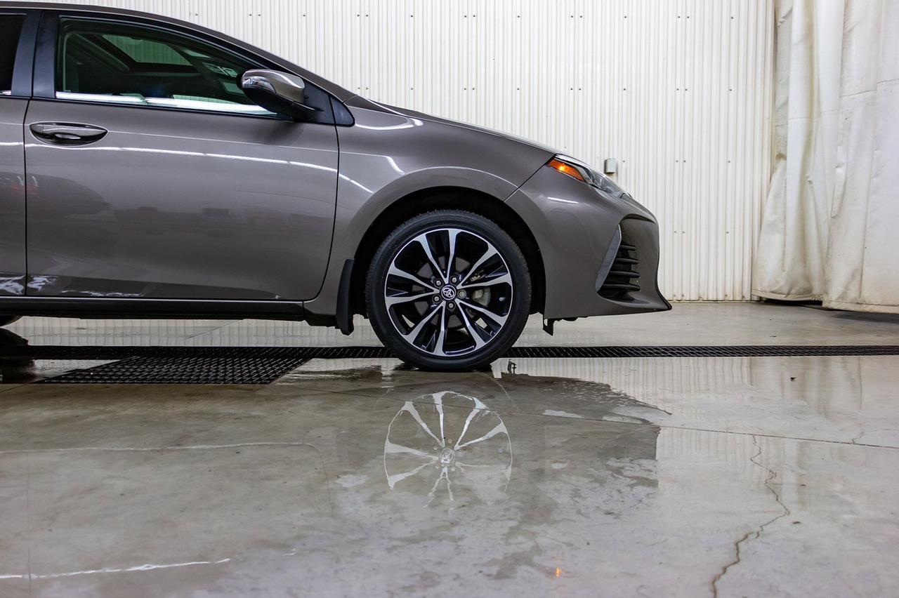 2017 Toyota Corolla XSE Leather Roof Nav Red Deer AB