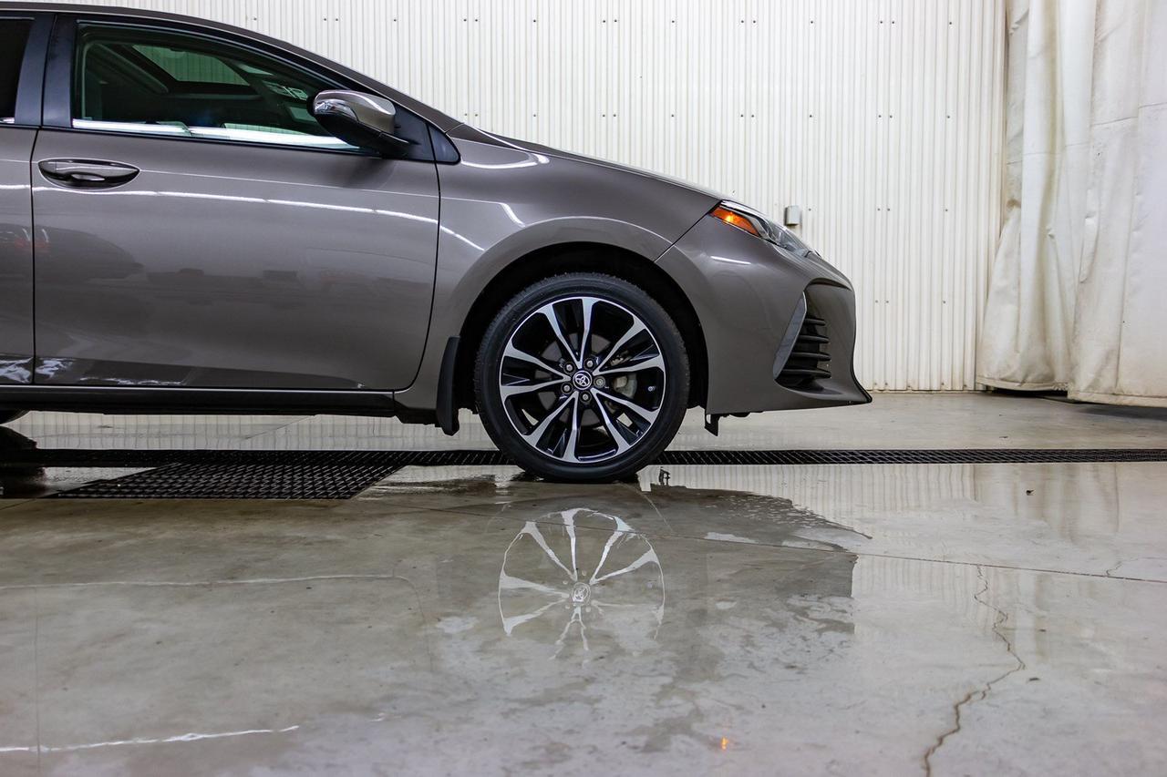 2017 Toyota Corolla XSE Leather Roof Nav Red Deer AB