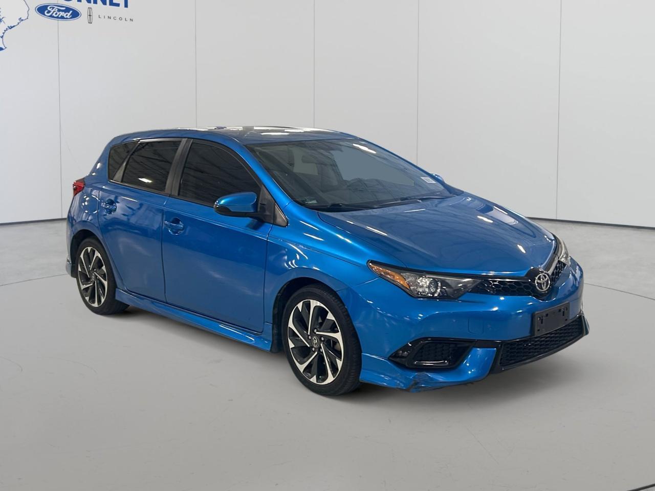 2017 Toyota Corolla iM BASE