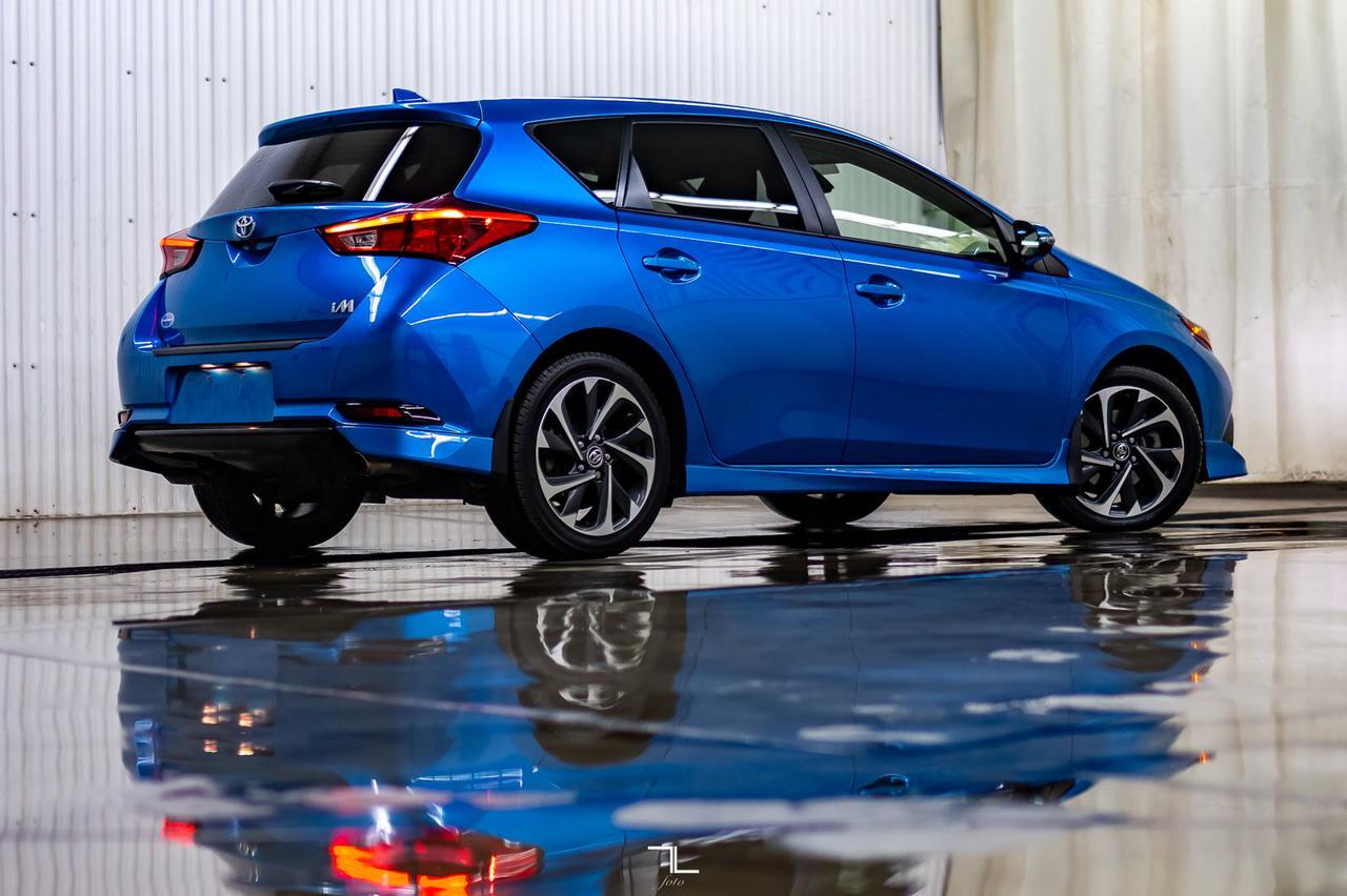 2017 Toyota Corolla iM Hatchback BCam Red Deer AB