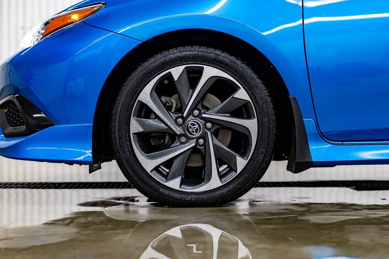 2017 Toyota Corolla iM Hatchback BCam Red Deer AB