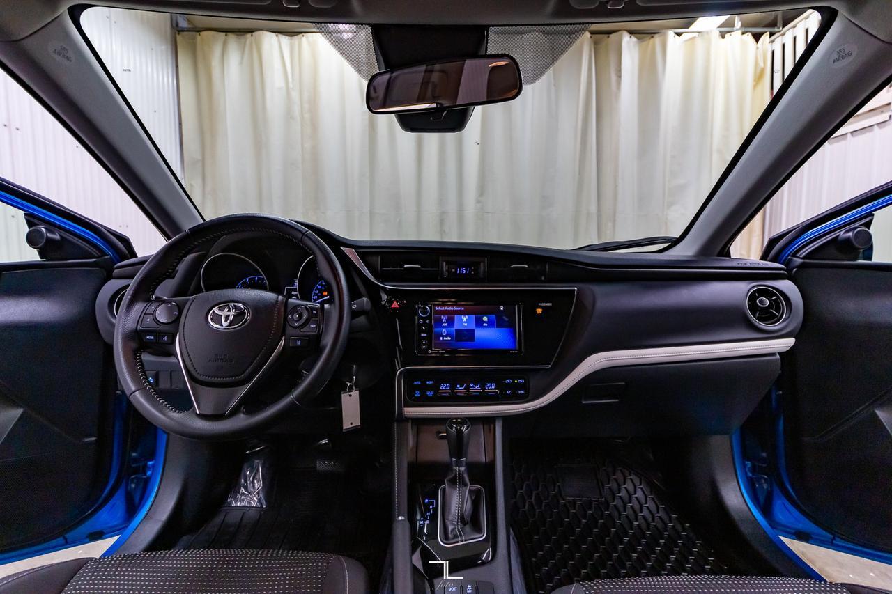 2017 Toyota Corolla iM Hatchback BCam Red Deer AB