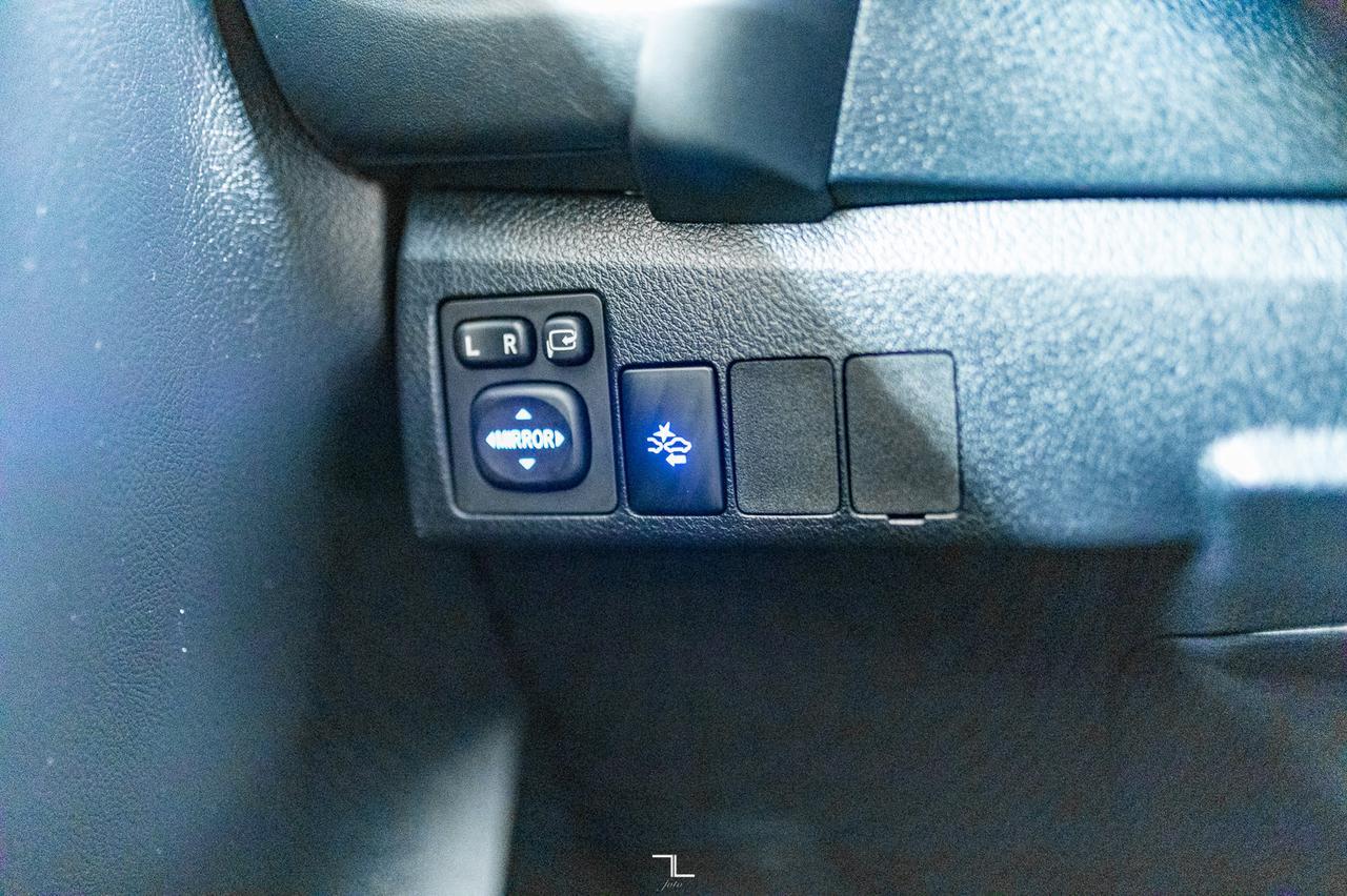 2017 Toyota Corolla iM Hatchback BCam Red Deer AB