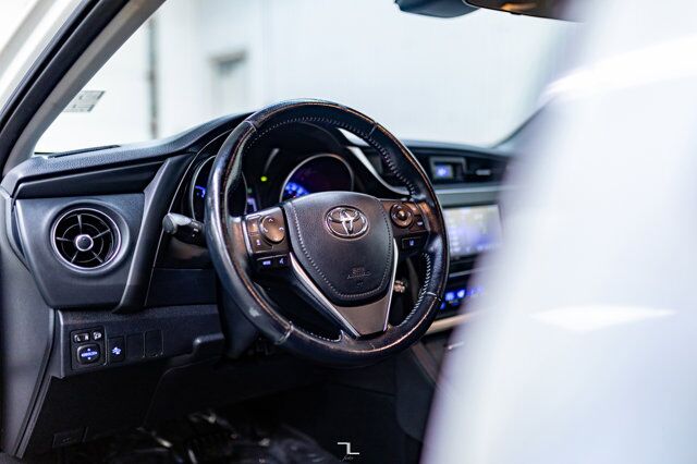 2017 Toyota Corolla iM Hatchback BCam Red Deer AB