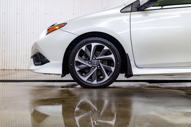 2017 Toyota Corolla iM Hatchback BCam Red Deer AB