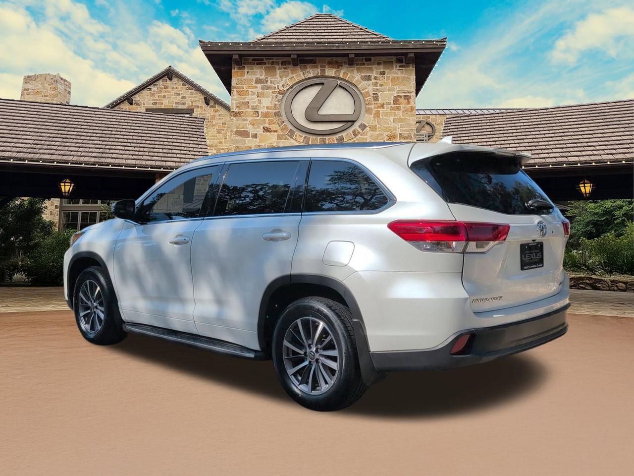 2017 Toyota Highlander