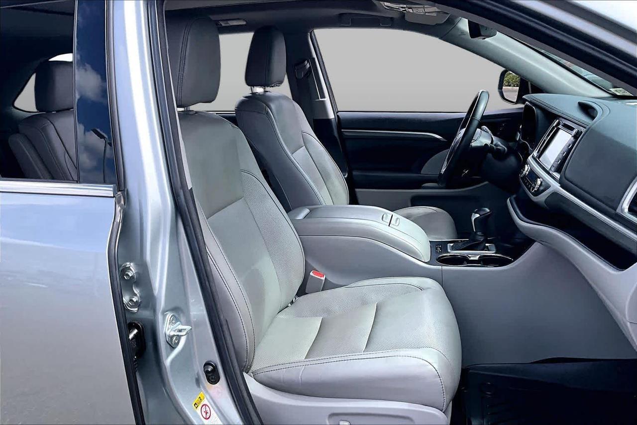 2017 Toyota Highlander Hybrid Limited Platinum Folsom CA