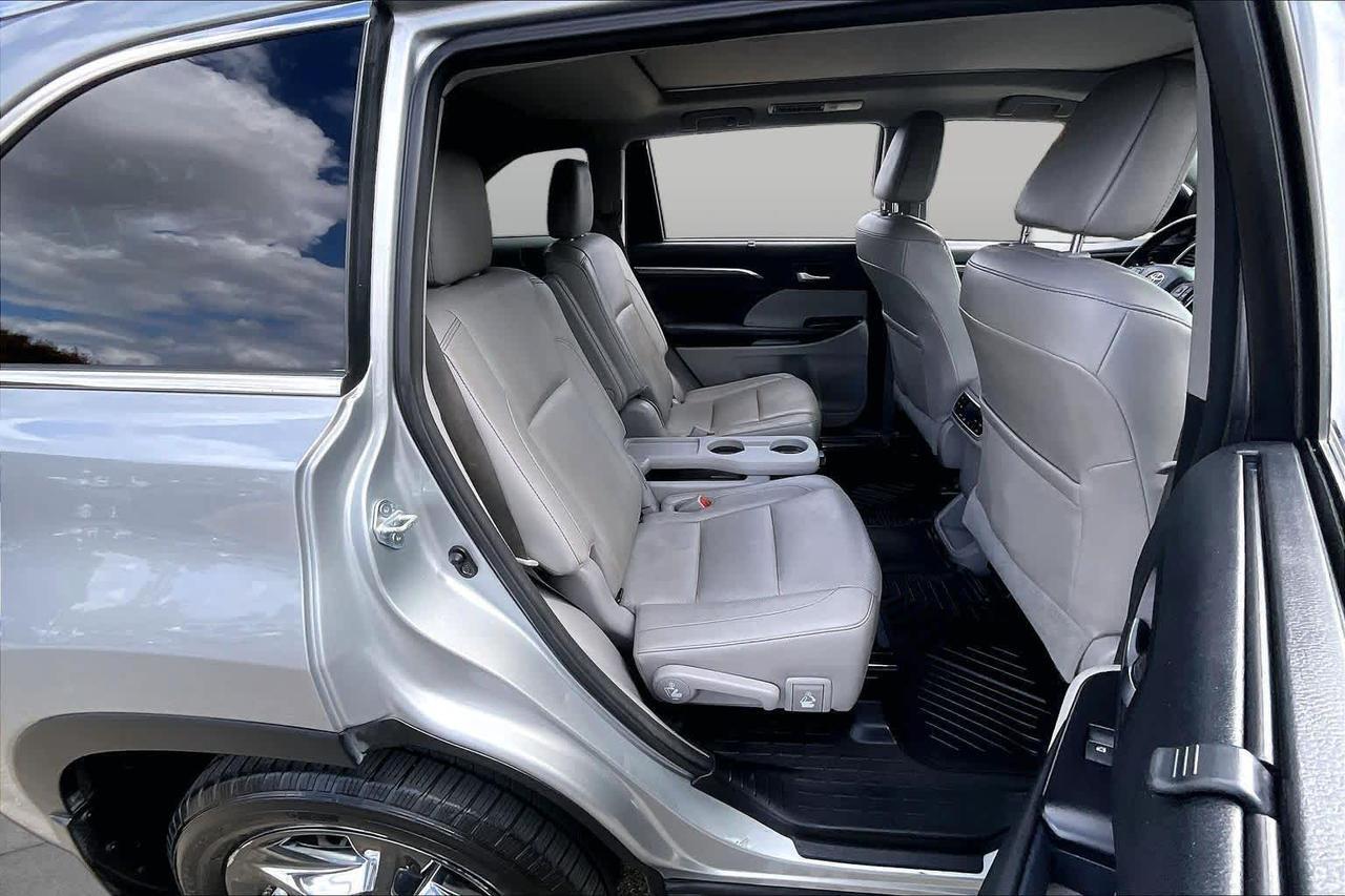 2017 Toyota Highlander Hybrid Limited Platinum Folsom CA