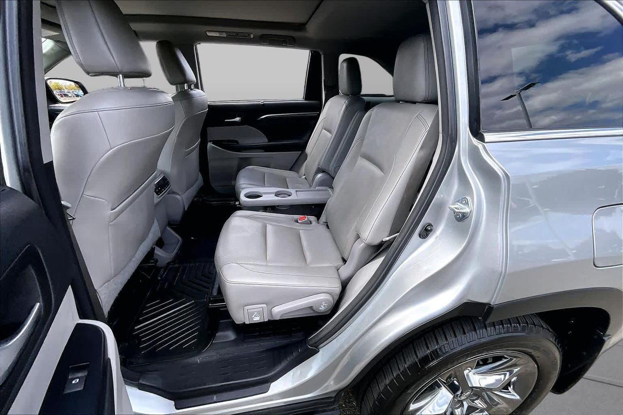 2017 Toyota Highlander Hybrid Limited Platinum Folsom CA
