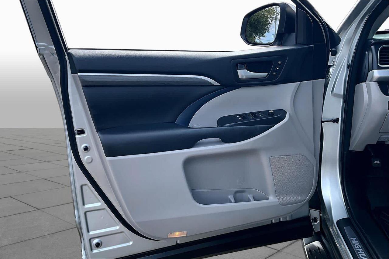 2017 Toyota Highlander Hybrid Limited Platinum Folsom CA