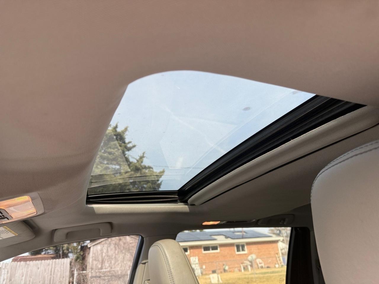 2017 Toyota Highlander Hybrid Limited Platinum, HEATED SEATS, HEATED 2ND ROW, SUNROOF, UNIVERSAL GARAGE DOOR OPENER, POWER LIFTGATE, POWER AND HEATED MIRRORS, MEMORY DRIVER SEAT, CAPTAINS CHAIRS, 3RD ROW, COME AND TEST DRIVE THIS TOYOTA HIGHLANDER TODAY! Norfolk VA