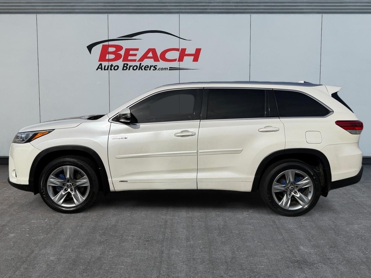 2017 Toyota Highlander Hybrid Limited Platinum, HEATED SEATS, HEATED 2ND ROW, SUNROOF, UNIVERSAL GARAGE DOOR OPENER, POWER LIFTGATE, POWER AND HEATED MIRRORS, MEMORY DRIVER SEAT, CAPTAINS CHAIRS, 3RD ROW, COME AND TEST DRIVE THIS TOYOTA HIGHLANDER TODAY! Norfolk VA