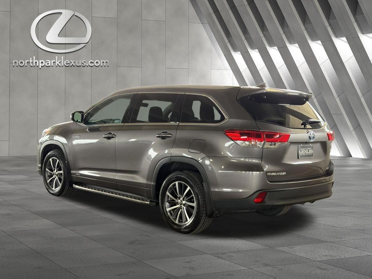 2017 Toyota Highlander Hybrid XLE