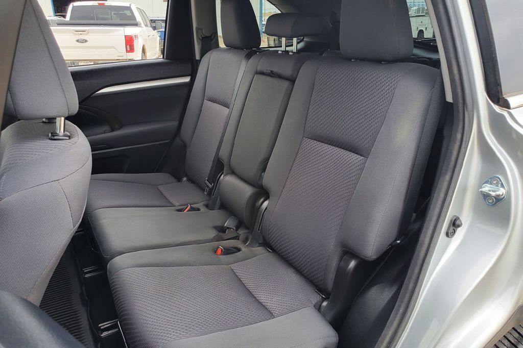 2017 Toyota Highlander LE Hondo TX