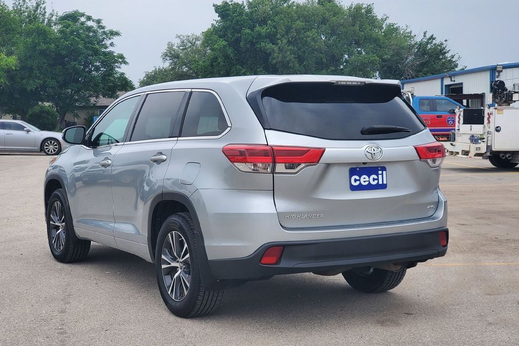 2017 Toyota Highlander LE Hondo TX