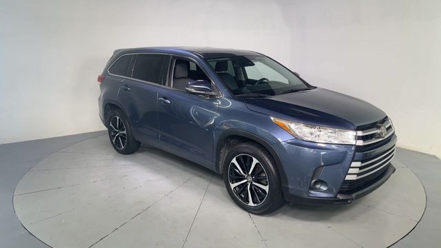 2017 Toyota Highlander LE