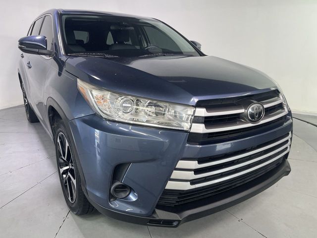 2017 Toyota Highlander LE