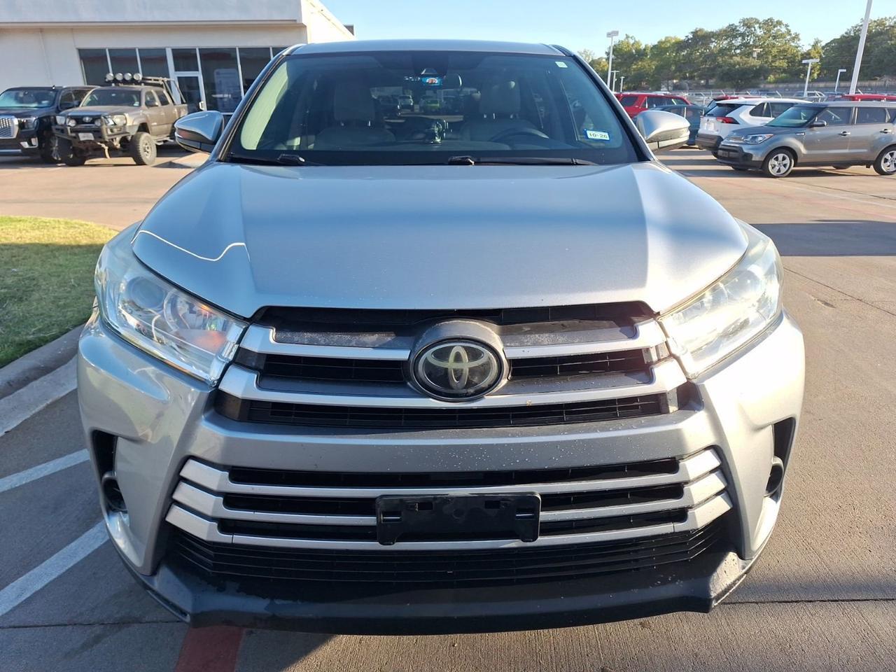 2017 Toyota Highlander LE Hurst TX