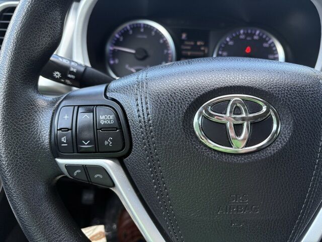 2017 Toyota Highlander LE Jacksonville FL