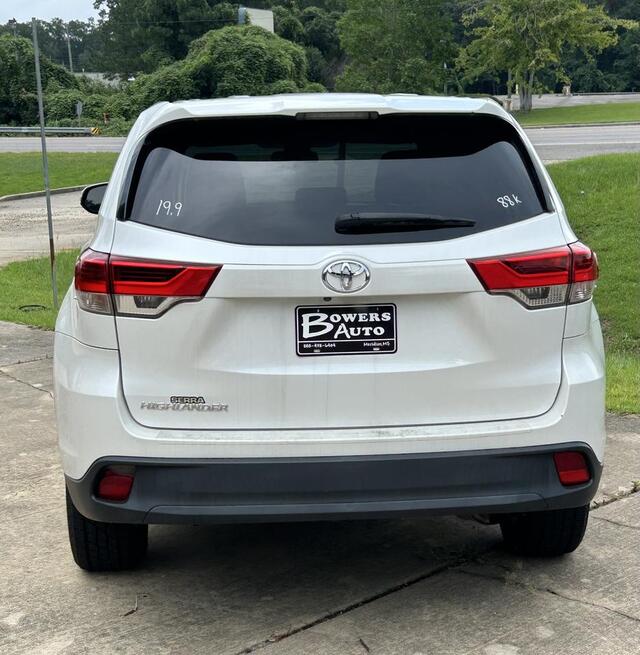2017 Toyota Highlander LE Meridian MS