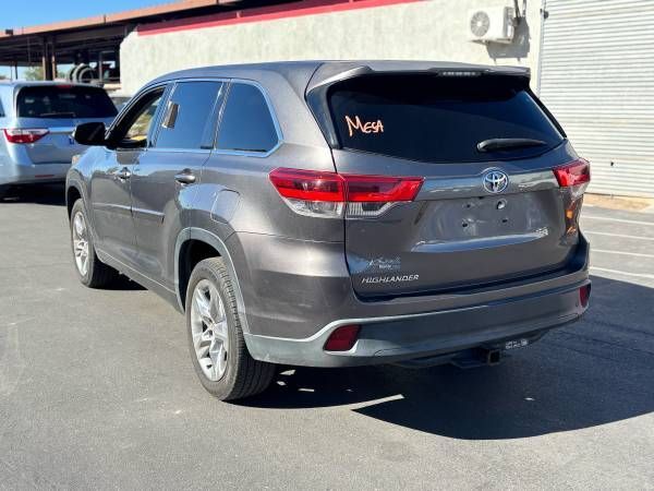 2017 Toyota Highlander LE Mesa AZ