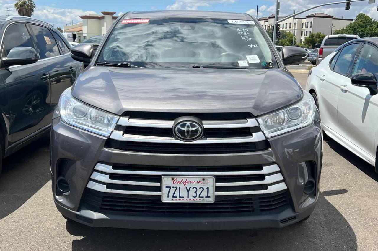 2017 Toyota Highlander LE