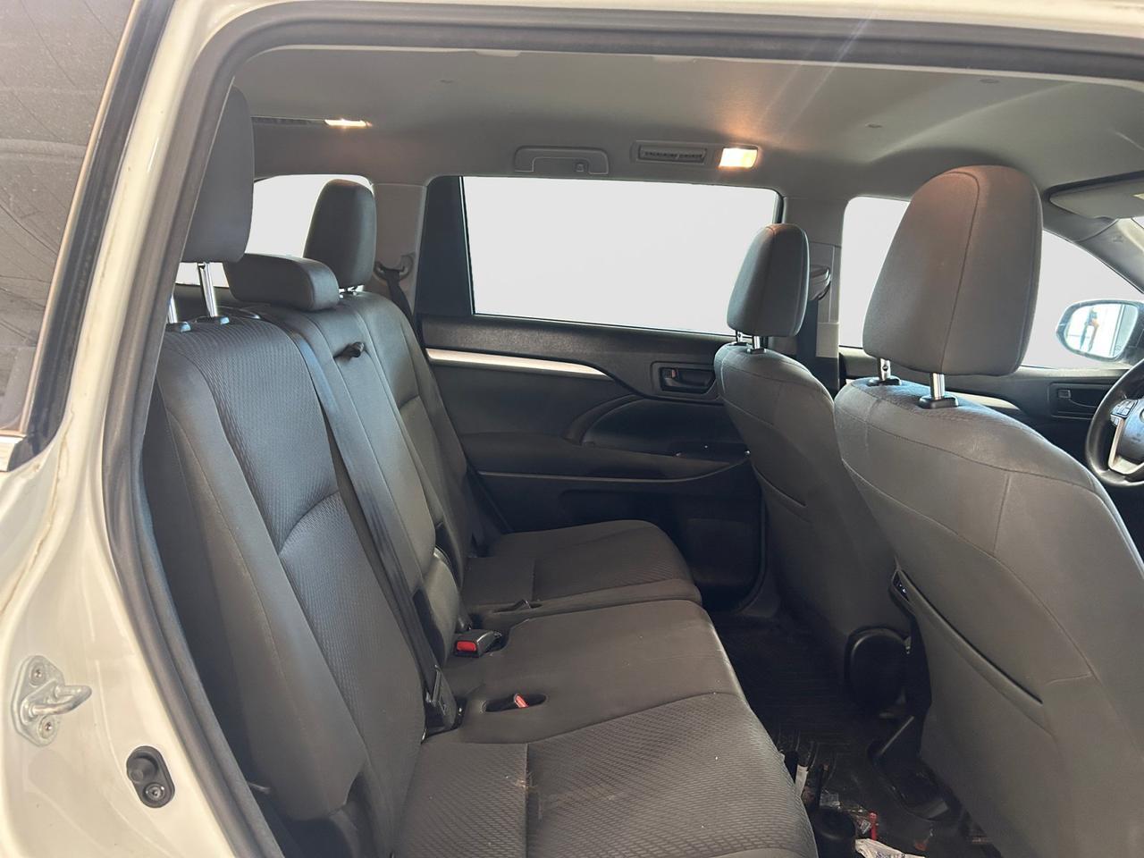2017 Toyota Highlander LE New Braunfels TX