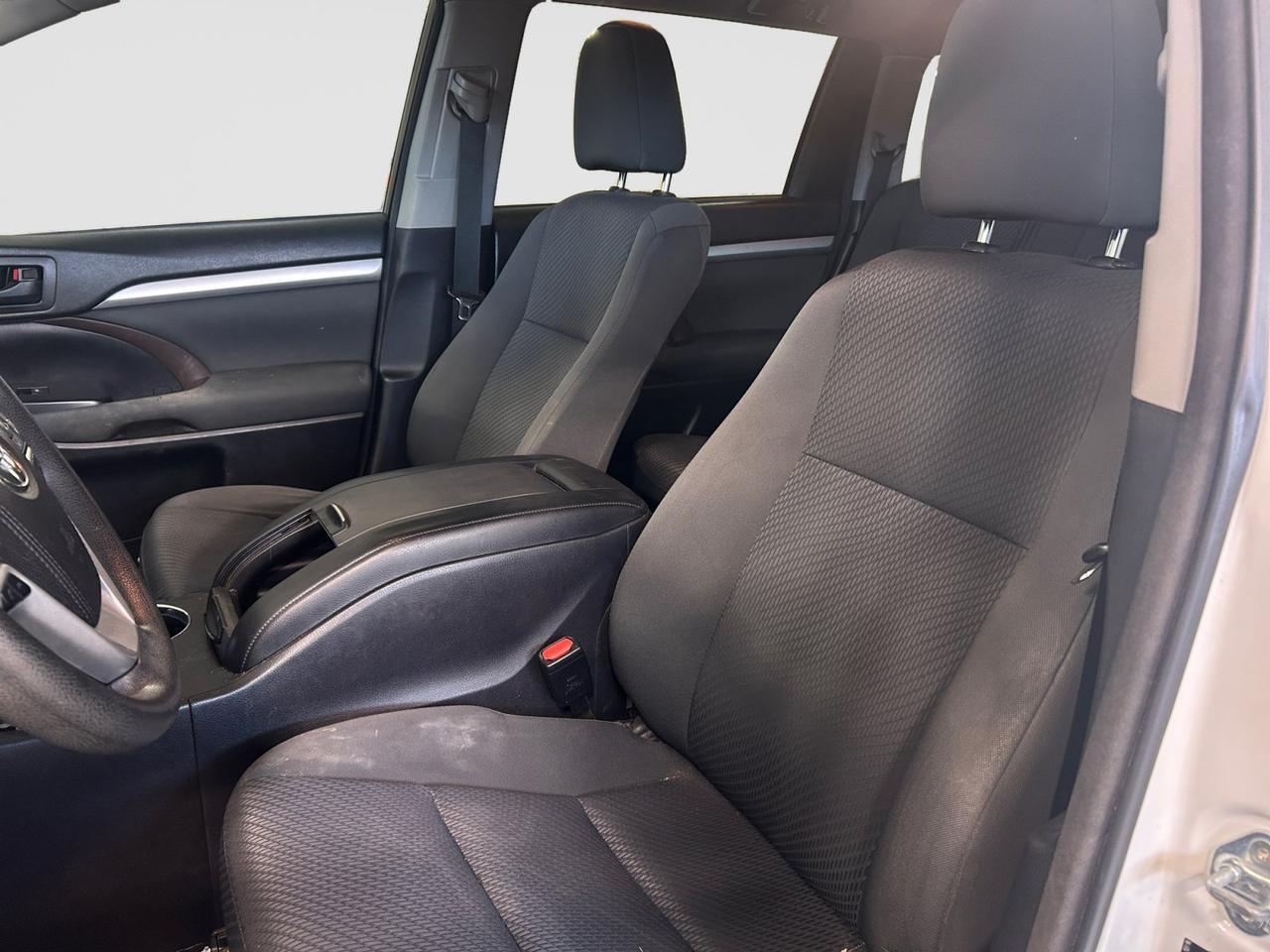 2017 Toyota Highlander LE New Braunfels TX