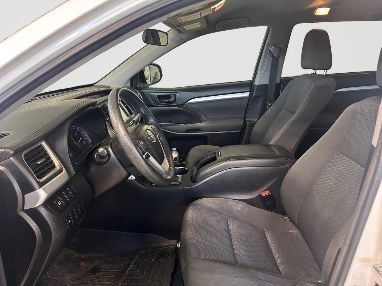 2017 Toyota Highlander LE New Braunfels TX
