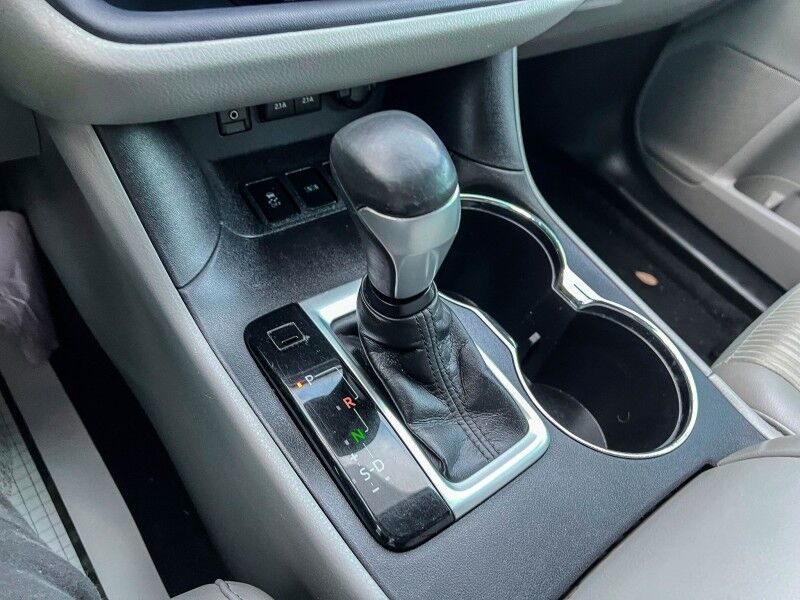 2017 Toyota Highlander LE Wilmington NC