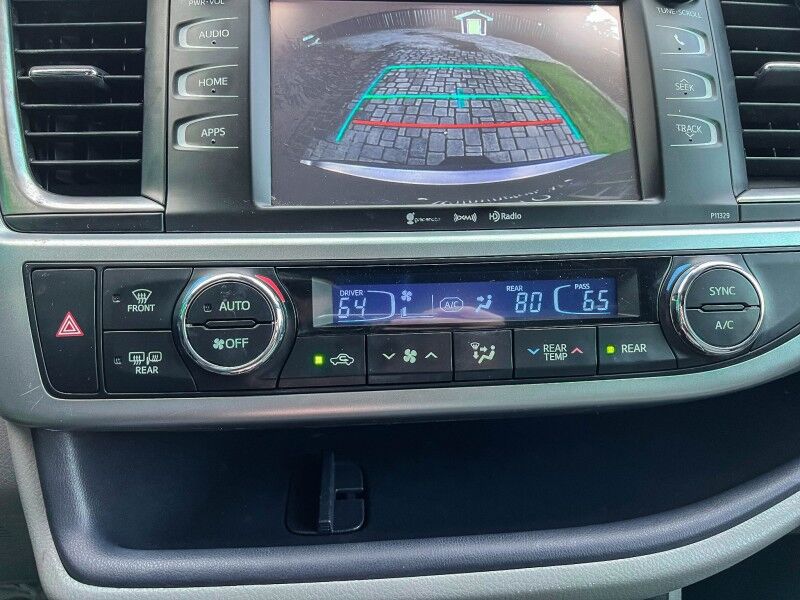 2017 Toyota Highlander LE Wilmington NC