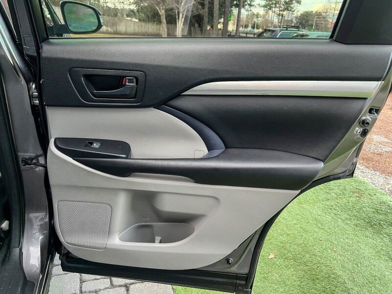 2017 Toyota Highlander LE Wilmington NC