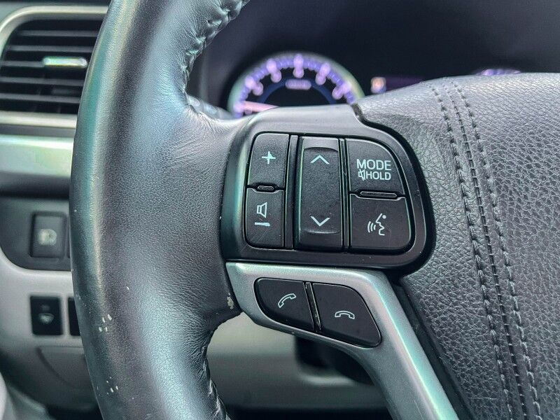 2017 Toyota Highlander LE Wilmington NC