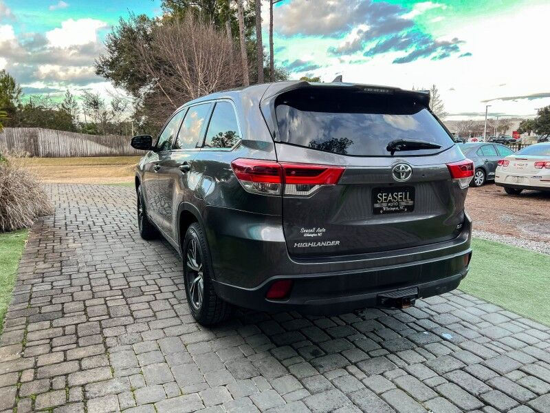 2017 Toyota Highlander LE Wilmington NC