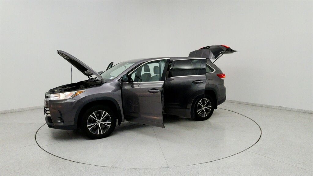 2017 Toyota Highlander LE Laurel MD