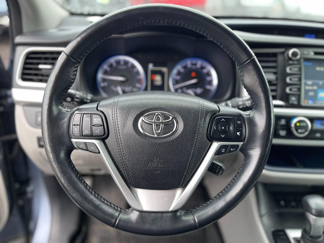 2017 Toyota Highlander Limited | Limited Platinum Spokane WA